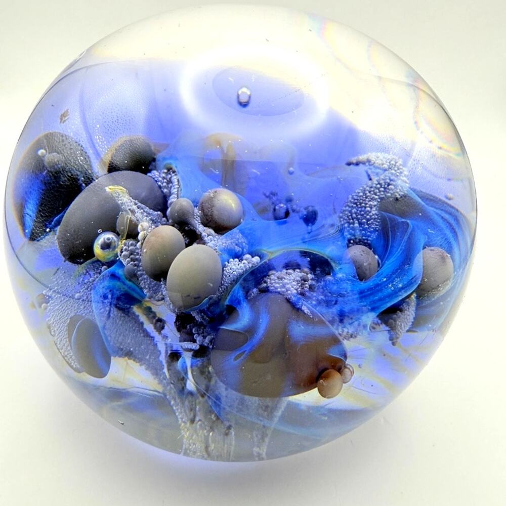 Unsigned Blue Paperweight Sea Ocean Pearl Swirl Bubbles Flora Fauna - Picture 5 of 10
